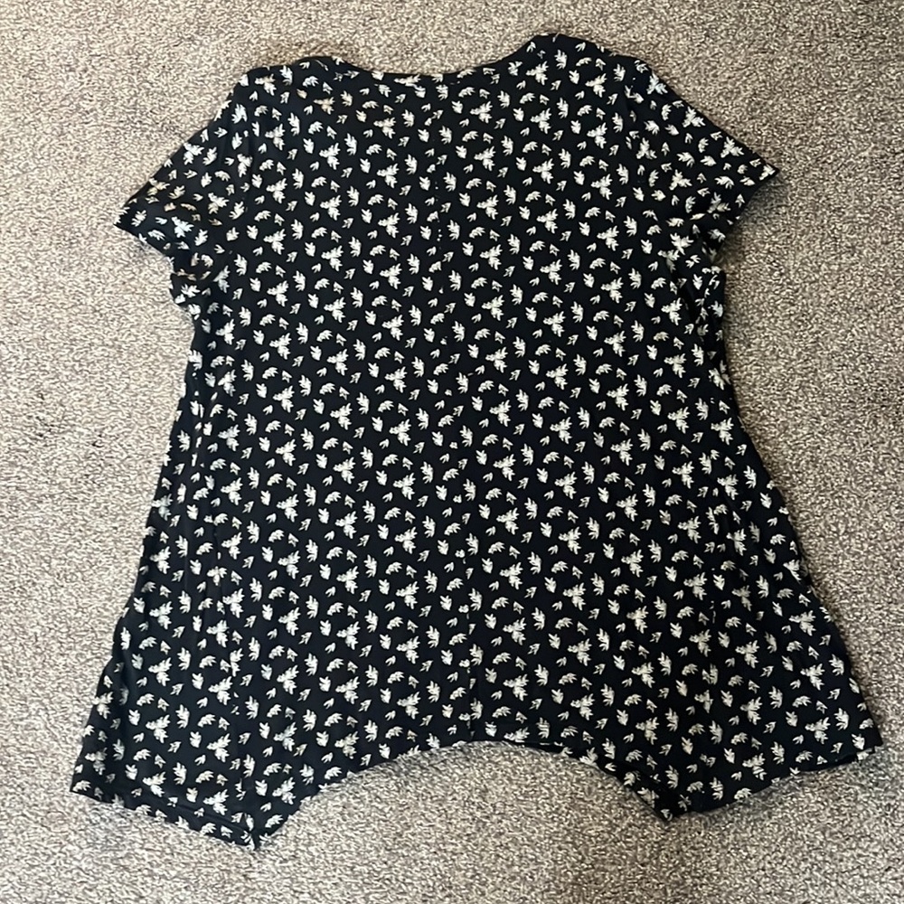 Wonderly Asymmetrical Top Size L - image 3